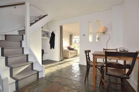 Central Road, Stroud, Gloucestershire, GL5 - Photo 3