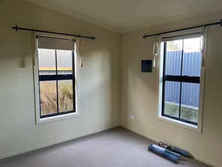 Modern Cottage Living - Photo 2