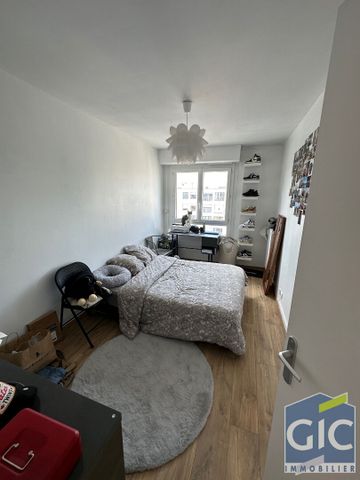 Location Appartement 2 pièces 43m² - Photo 4