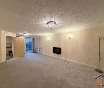 To Let – Regency Court, Park Road West, Southport – RETIREMENT APAR... - Photo 1