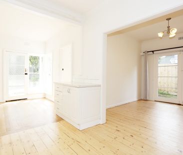 Beautiful 3-Bedroom Home in Macleod - Photo 5