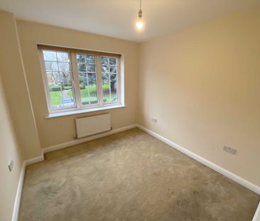 Price £2,795 pcm - Available 27/02/2026 - Unfurnished - Photo 4