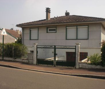 Location Maison 3 Pièces 75 m² - Photo 4