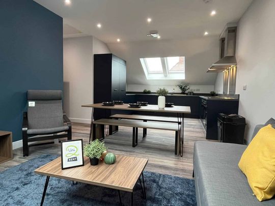 Flat 1 - Photo 1