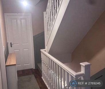 3 bedroom terraced house to rent - Photo 4