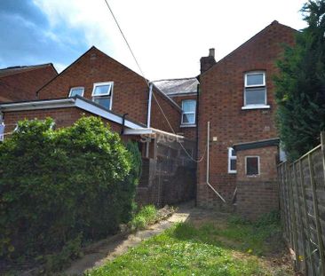 Brighton Road, Earley, RG6 - Photo 3