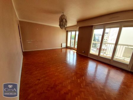 Location Appartement 4 pièces 86m² CHAMBERY 73000 - Photo 2