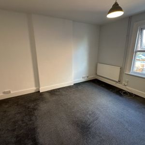 Gordon Road - Photo 2