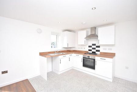 2 bedroom apartment to rent - Photo 4