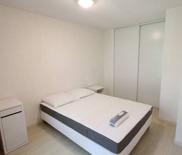 T2 meublé - secteur proche petit port - Photo 3