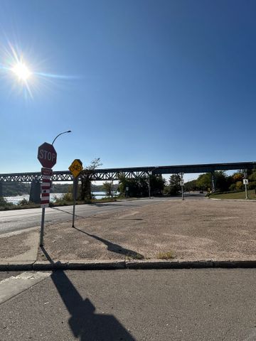 City Park - FURNISHED 2 Bedroom Upper - 1108 33rd St E - Photo 3