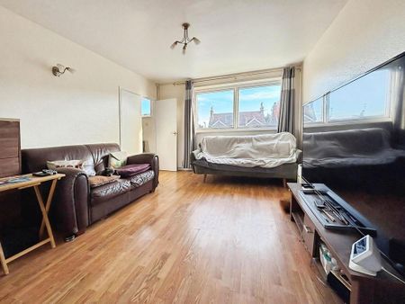 2 bedroom maisonette to rent - Photo 2