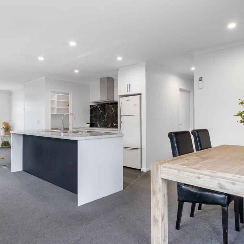 Three Bedroom Home - Photo 1