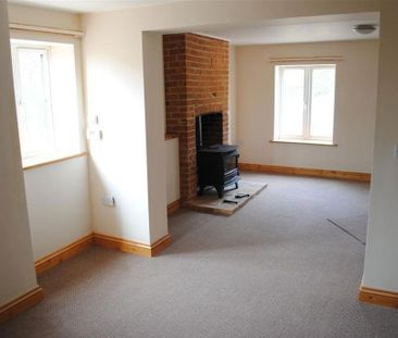 3 bedroom cottage to rent - Photo 3