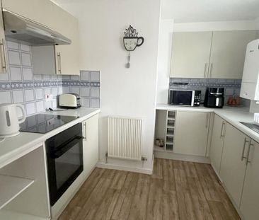 2 bedroom flat to rent - Photo 6