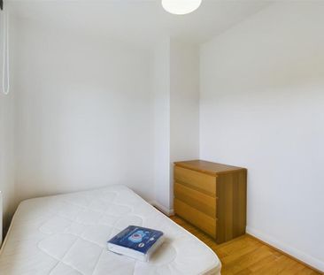 1 bedroom in a house share to rent - Photo 6