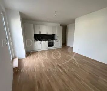 Neubau Top 3 Zimmer Wohnung mit 2 Balkone! - Photo 2