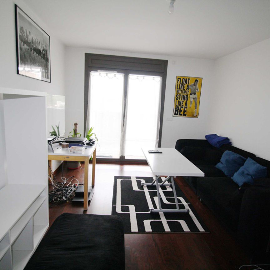 2P Parking - proche RER E - UNIVERSITE - NANTERRE, - Photo 1