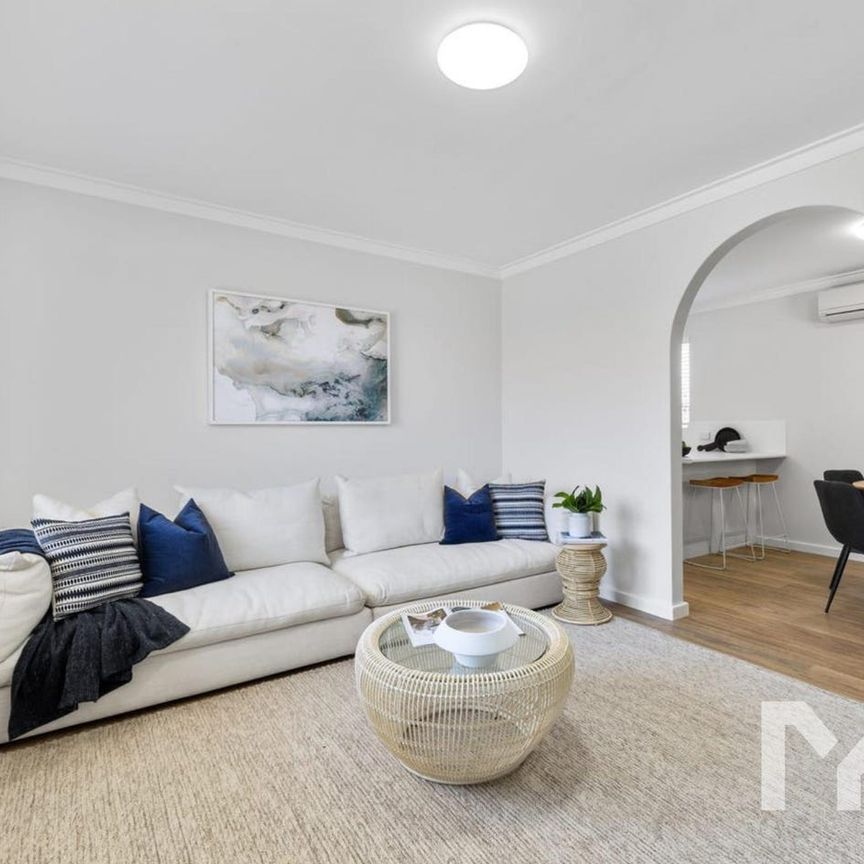 You're Invited to... Lease this Furnished Villa in Bicton - Photo 1