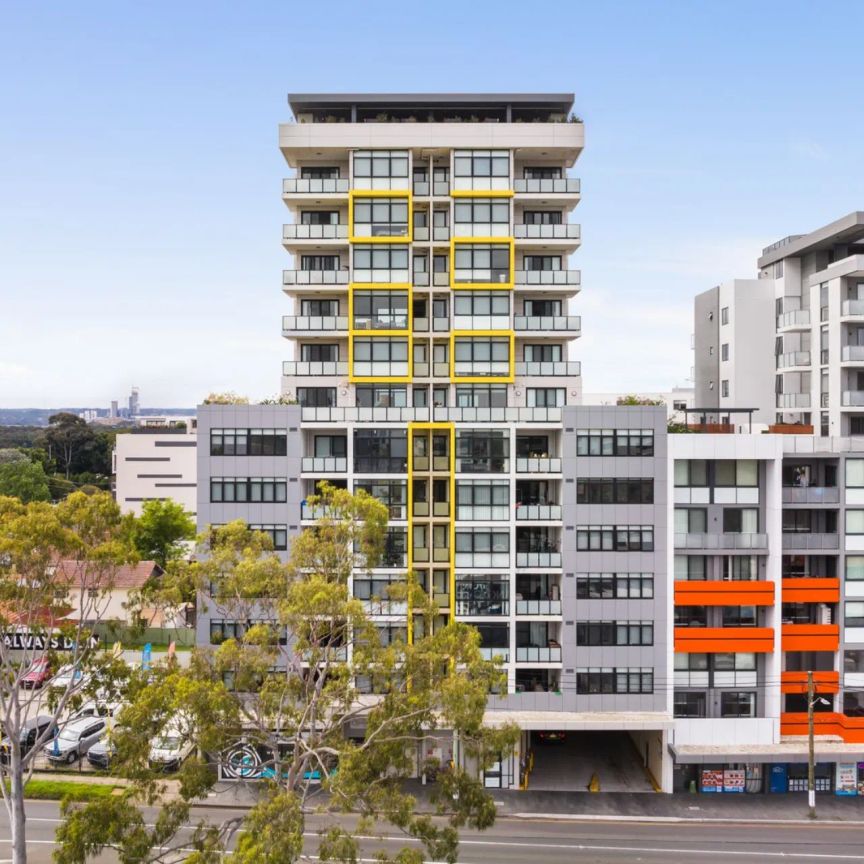 Modern executive apartment in a convenient locale - Photo 1