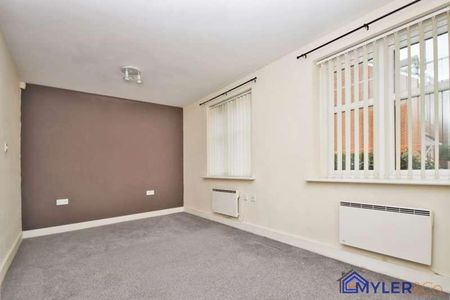 Bradgate Close, Warrington, WA5 - Photo 4