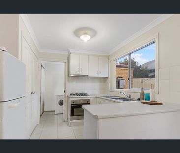 Modern Comfort Meets Convenience on Francis Street! APPLICATIONS NO... - Photo 5