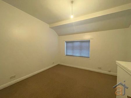 To Let – High Park Road, Southport – Available Immediately - Photo 2