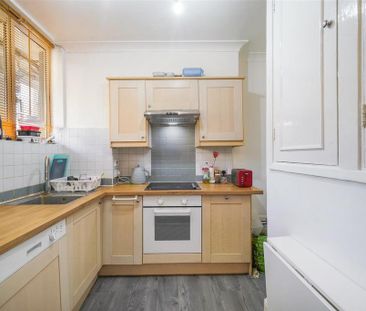 2 bedroom property to rent - Photo 6