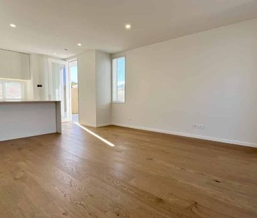 Brand new in Somerfield - Photo 1