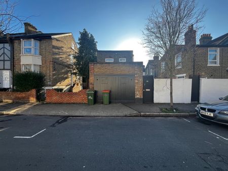 1 Bed Flat, St. Antonys Road, E7 - Photo 5