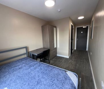 6 Bed Flat, Hepburn Court A, BS2 - Photo 5