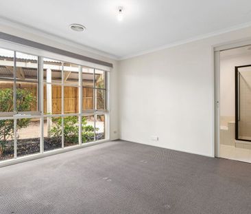 Spacious Family Living in Prime Langwarrin Location with Large Back... - Photo 1