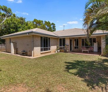 LARGE FAMILY HOME IN FOREST GARDENS - Photo 5