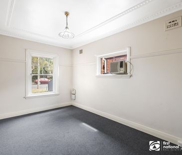 Great Location! - Photo 2