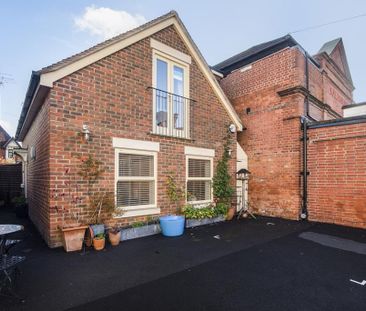 2 bedroom detached house to rent - Photo 5