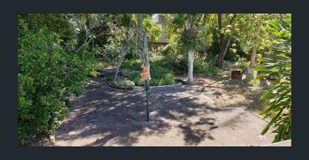 A Warm House waiting for you to call Home - Photo 2