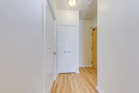 For Lease - 220 Burnhamthorpe Road Unit# 604, Mississauga, Ontario - Photo 4