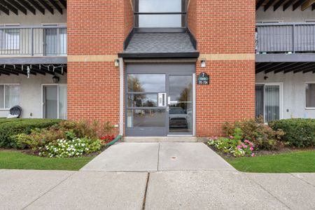 For Lease - 1450 Glen Abbey Gate Unit# 712, Oakville, Ontario - Photo 3