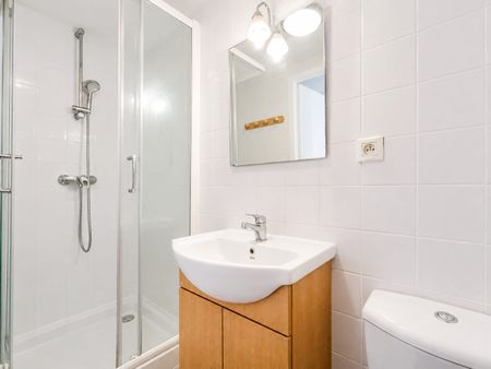 Location Appartement 2 pièces 43m² NARBONNE 11100 - Photo 4