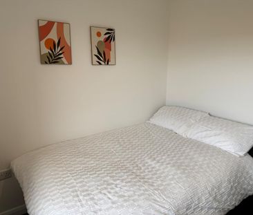 1 bedroom house of multiple occupation to rent - Photo 1