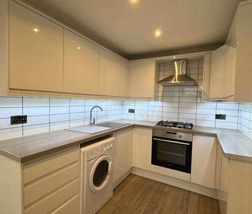 E Castleton Court, Castleton Drive, Newton Mearns, G77 - Photo 2