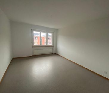 4 Zimmer, 76 m², 2. Stock - Photo 1