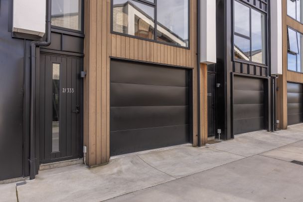 2/333 Lincoln Road - Photo 1