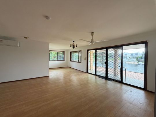 Beautiful Waterfront Home for Rent - Photo 1