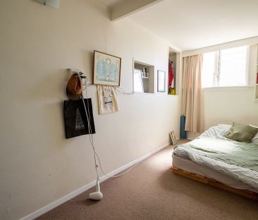 2BR Flat in Vibrant Mt. Cook - Photo 4
