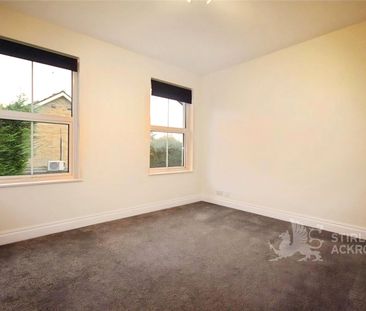 Station Approach, Ash Vale, Aldershot, Surrey, GU12 5QB - Photo 4