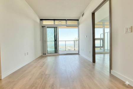 For Lease - 1 Concord Cityplace Way Unit# 4507, Toronto, Ontario - Photo 4