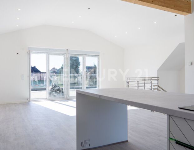 Traumhafte & Neuwertige Maisonette-Wohnung mit Neckarblick! - Photo 1