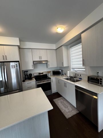 For Lease - 18 Gemini Drive, Barrie, Ontario - Photo 5