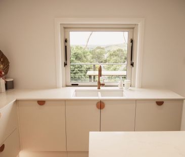 Stunning Botanic Beauty – Your Peaceful Picton Retreat Awaits - Photo 6